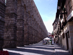 A 2000 year old Roman aquaduct with no mortar in it passes through Segovia.