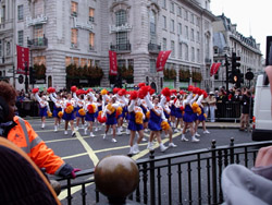 Oddly there were many American cheerleaders in the New Years Day Parade. Although judging by the reactions of the male members of the crowd the organisers knew what they were doing.