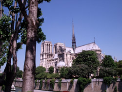 Notre Dame cathedral from the other side of the Seinne.